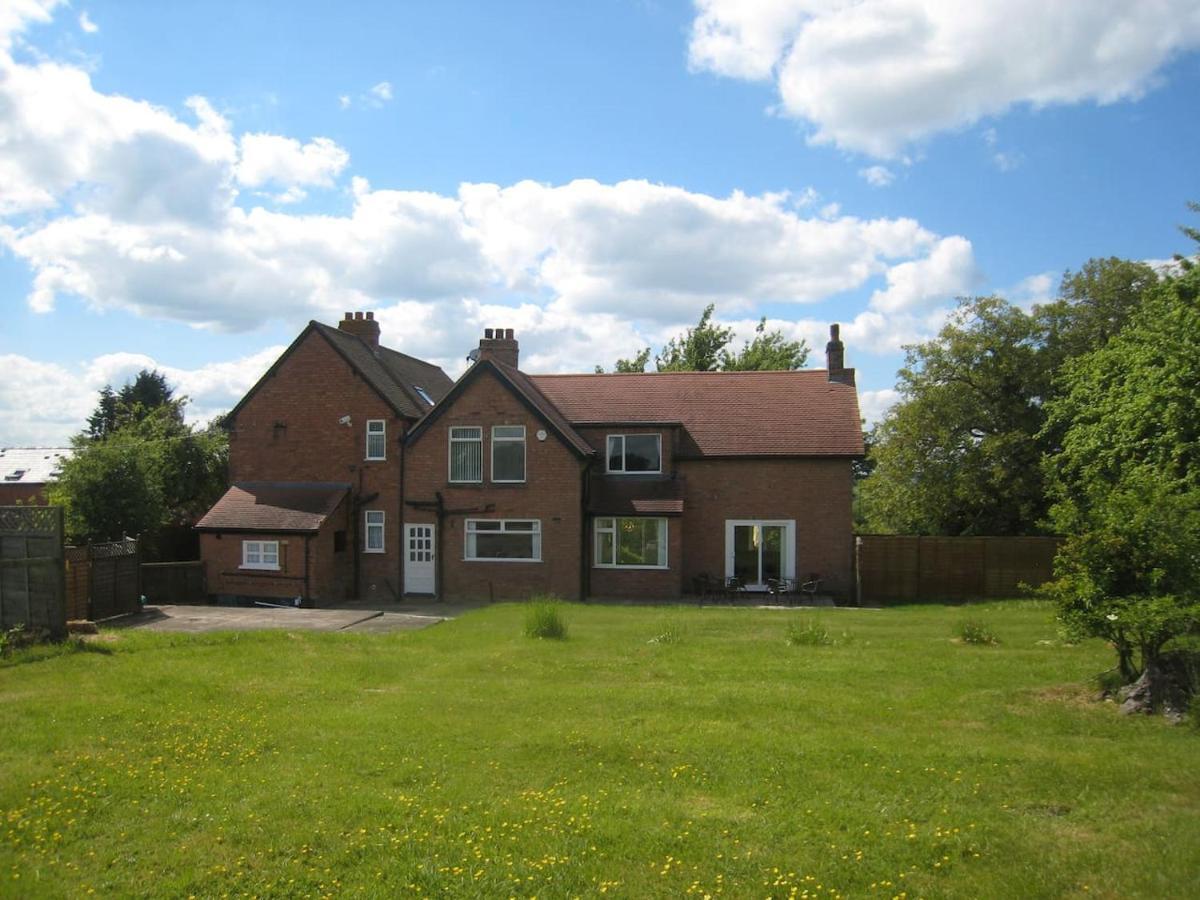 Arden Hill Farmhouse - Hot Tub, Snooker Table, Sleeps 16 스트렛포드-어폰-에이본 외부 사진